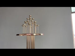 Декорация свадебного пола Высокий золотой цветочный стенд с центральным элементом подсвечника